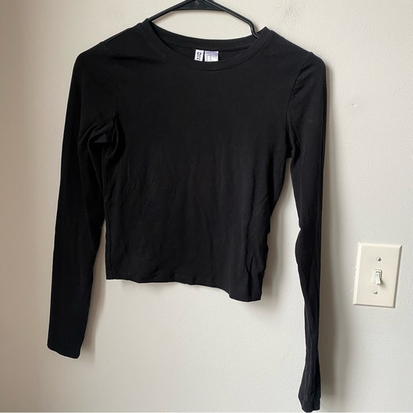 Set of 2: Black and Red Striped basic long sleeve tops stretchy form fitting XS - Picture 8 of 14